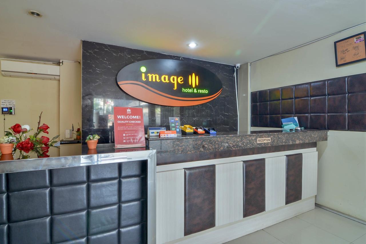 Image Hotel And Resto Bandung Bagian luar foto